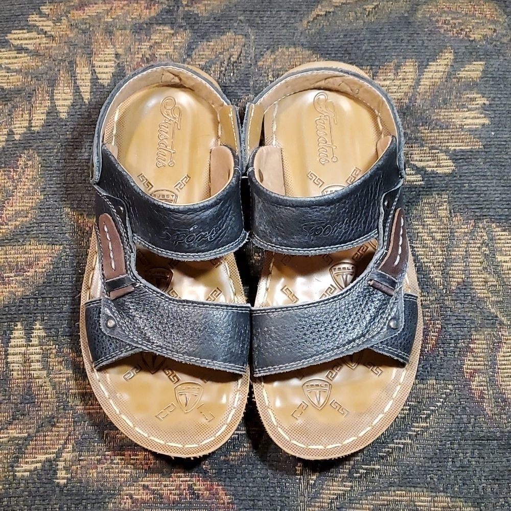 Fusdus Men's Black and Tan Leather Sandals- Size 6